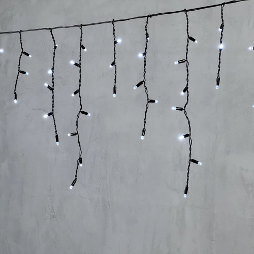  Светодиодная бахрома с колпачком 3,1*0,5 м., 120 холодных белых LED ламп, черный провод ПВХ, IP65, LTC (PIL120CAP-11-2W) 