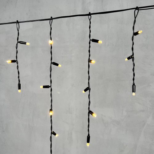  Светодиодная бахрома с колпачком 3,1*0,5 м., 120 теплых белых LED ламп, черный провод ПВХ, IP65, LTC (PIL120CAP-11-2WW) 