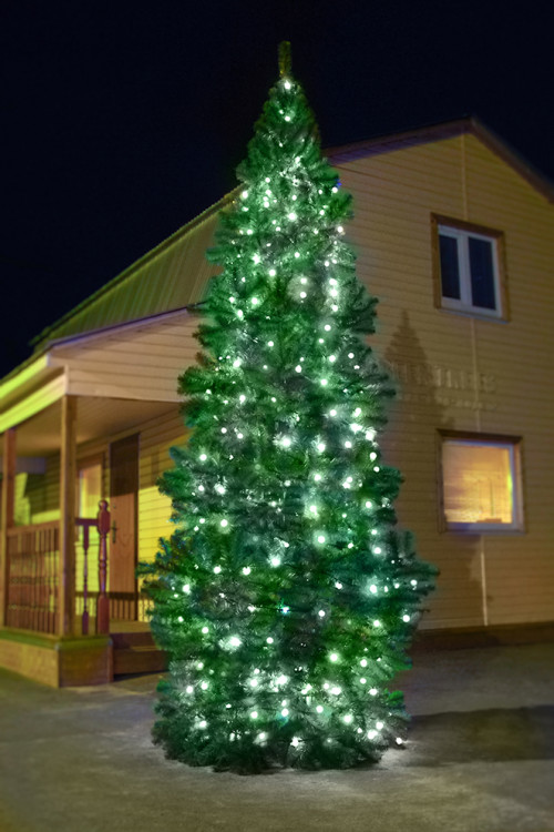 Комплект освещения Цветной каскад для елей высотой 4 м., 360 холодных белых LED, 36 м., шаг 35 см., Green Trees (KaskadW4)