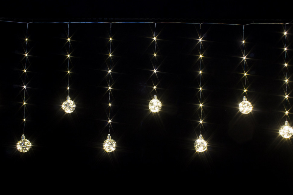 Светодиодная бахрома Шарики со светлячками 3*0,7 м., 10 теплых белых LED ламп, Winner (ww.02.4T.10L-8ball)