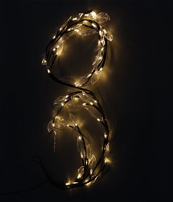 Светодиодная флористика Ветка с листьями 1.8 м., 220V, 48 теплых белых LED ламп, коричневый провод, Beauty Led (LC176L-B048K-295)