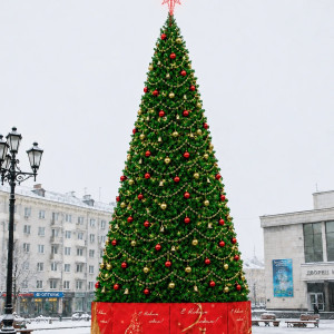 Уличная каркасная елка Уральская Люкс 8 м., ПВХ, зеленая, ЕлкиТорг (297800)