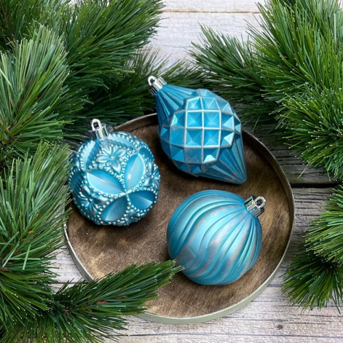 Набор пластиковых шаров Рандеву 80 мм., 9 шт., голубой с серебром , Christmas DeLuxe (87803)