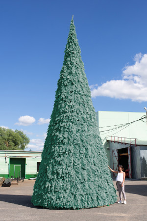 Уличная елка Русская изумрудная 14 м., каркасная, ПВХ, Green Trees (GT14RUSPVCBL)