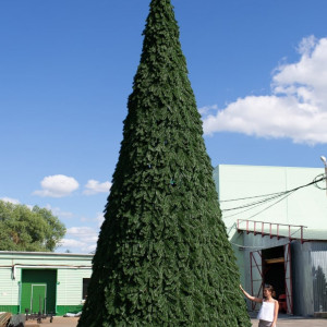 Уличная елка Русская зеленая 5 м., каркасная, ПВХ, Green Trees (GT5RUSPVC)