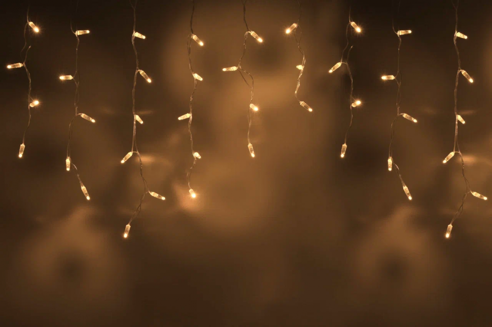 Светодиодная бахрома 108 теплых белых LED ламп, 3*0.6 м., 220В, мерцание, прозрачный провод ПВХ, Teamprof (TPF-i3*0.6F-CT/WW)